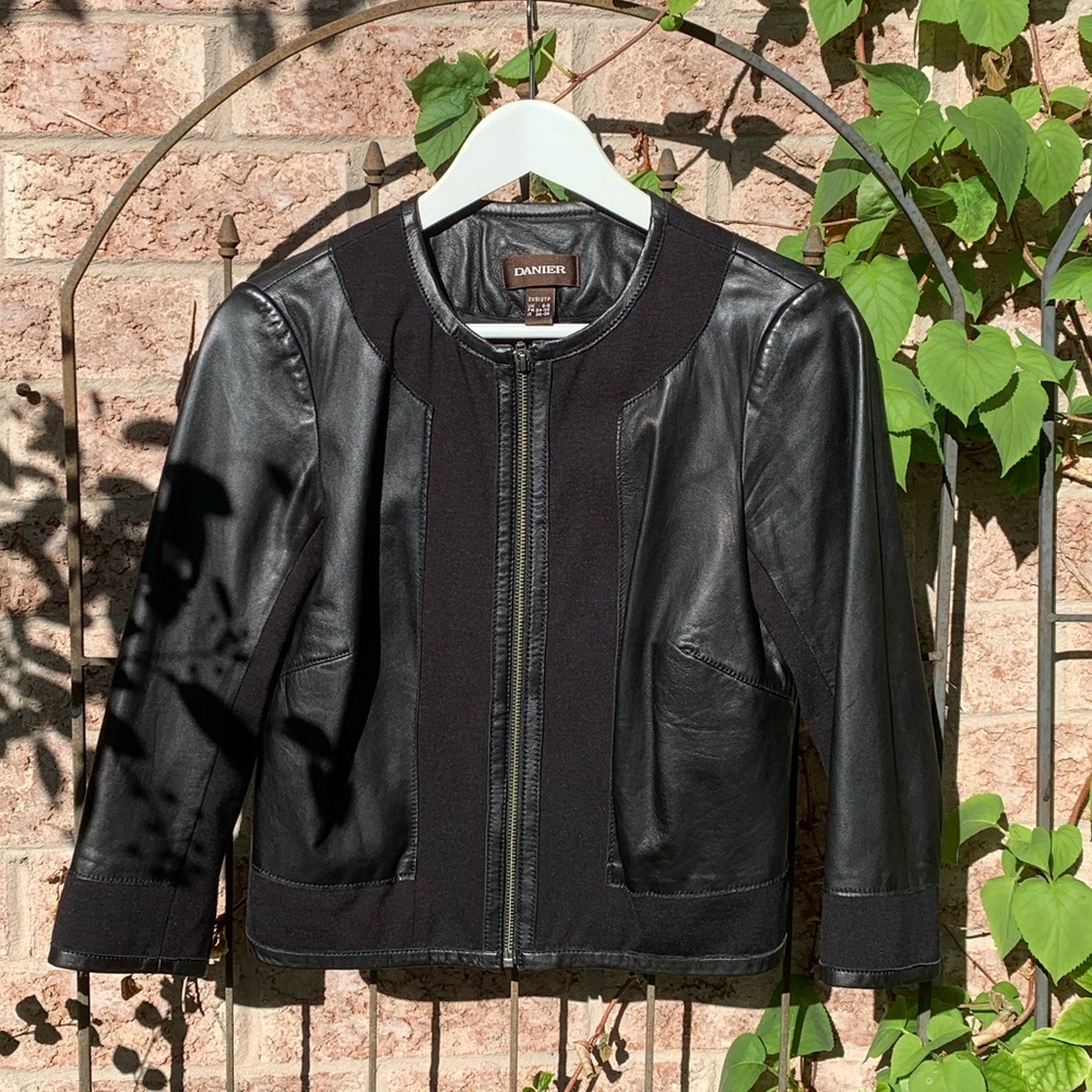 DANIER No Collar Cropped Leather Jacket